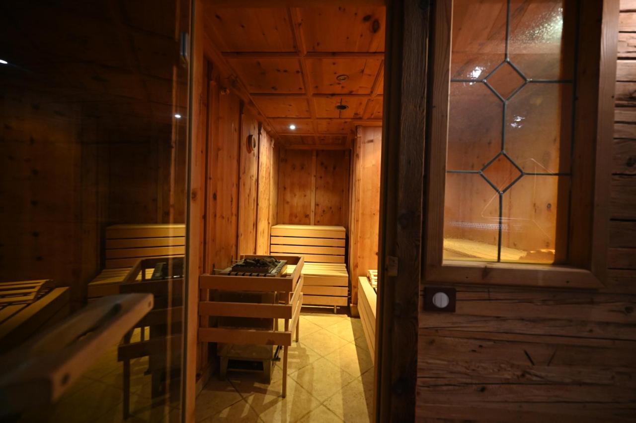 Mercure Sighisoara Binderbubi Hotel & Spa エクステリア 写真