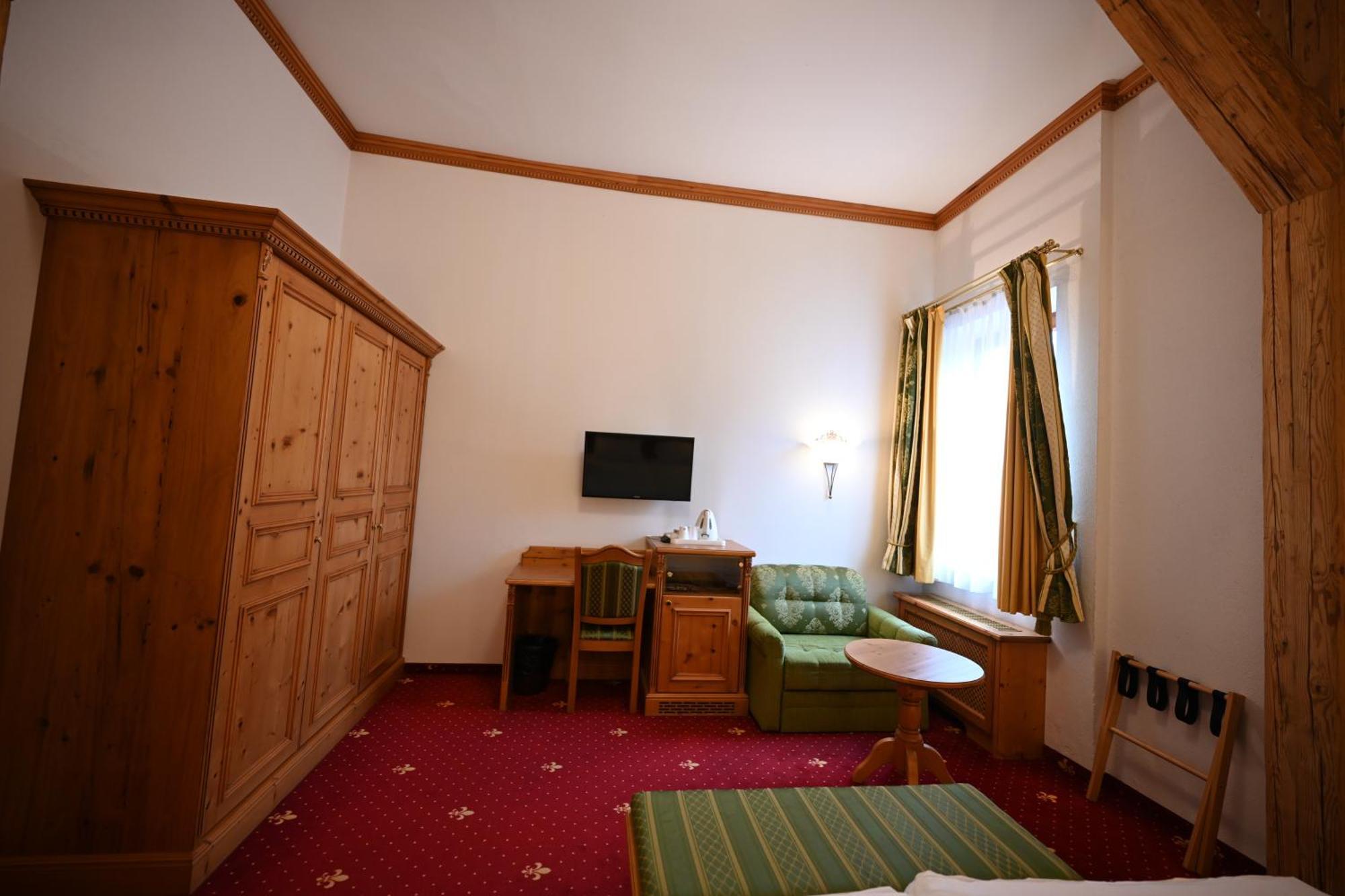Mercure Sighisoara Binderbubi Hotel & Spa エクステリア 写真