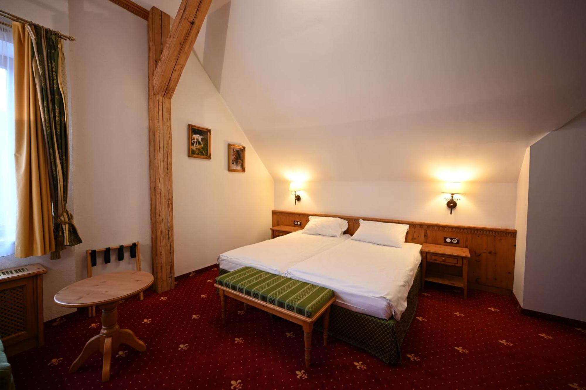 Mercure Sighisoara Binderbubi Hotel & Spa エクステリア 写真