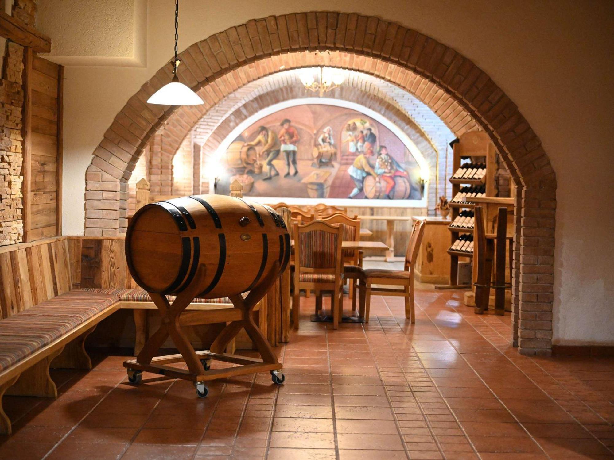 Mercure Sighisoara Binderbubi Hotel & Spa エクステリア 写真